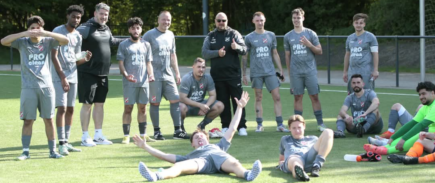  Zweitvertretung beim 1. FC Hirschkamp zu Gast 
